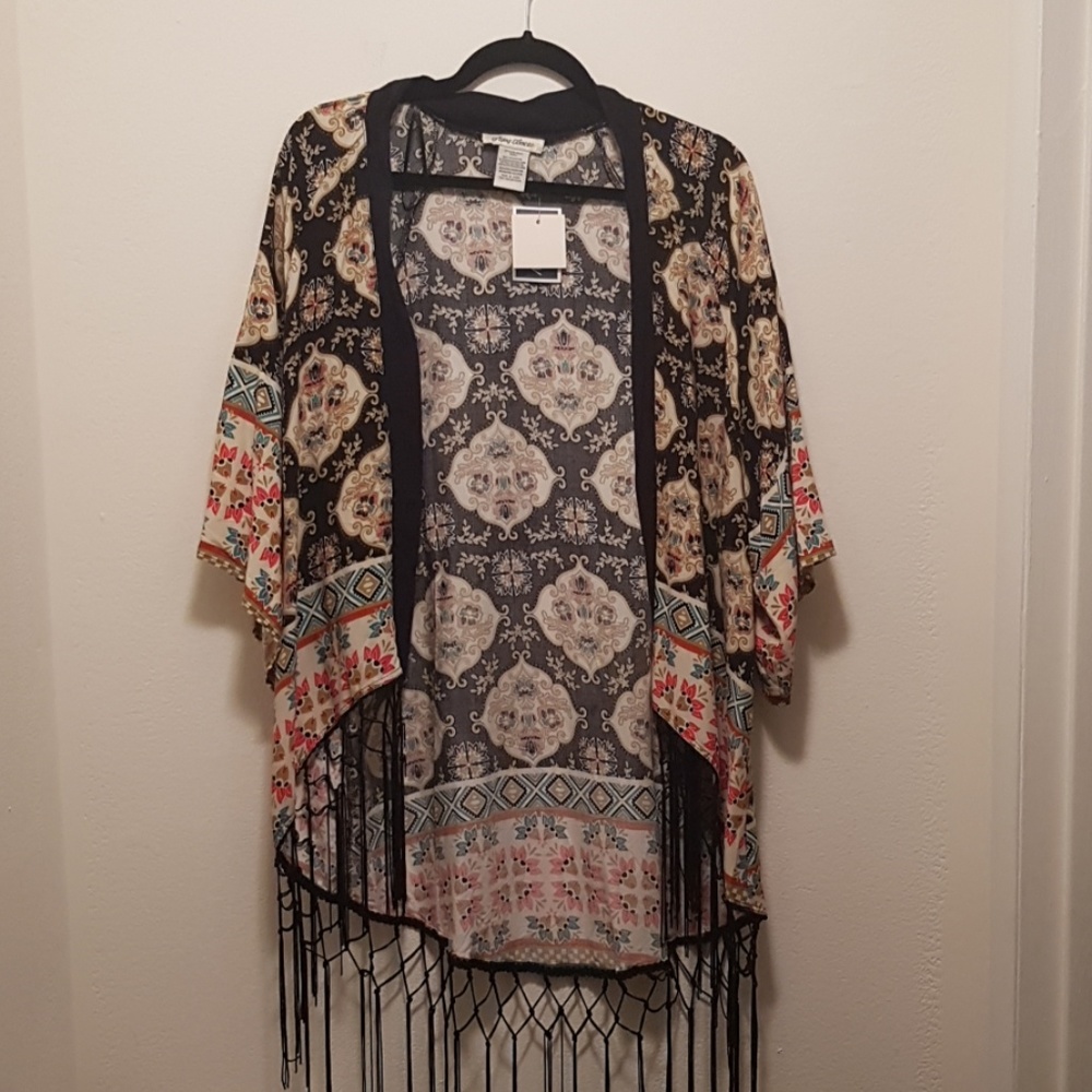 NWT Flying Tomato Boho Print Kimono with Fringe
